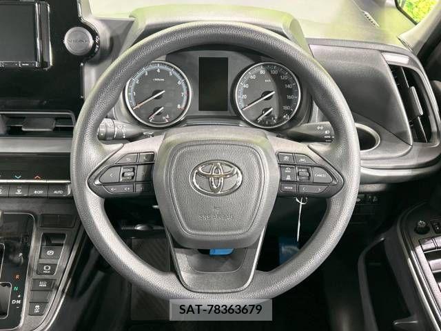 Toyota NOAH 2023-04 313591-11