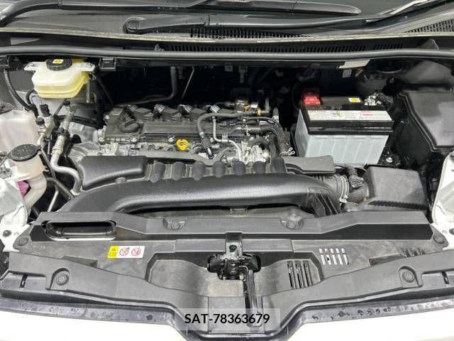 Toyota NOAH 2023-04 313591-18
