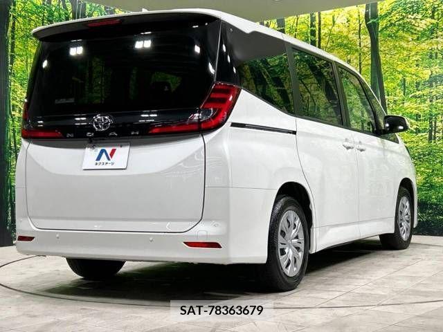 Toyota NOAH 2023-04 313591-17