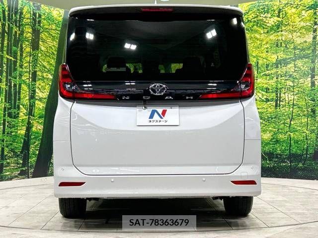 Toyota NOAH 2023-04 313591-15