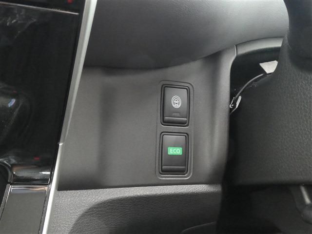 Nissan SERENA 2020-03 12191-27