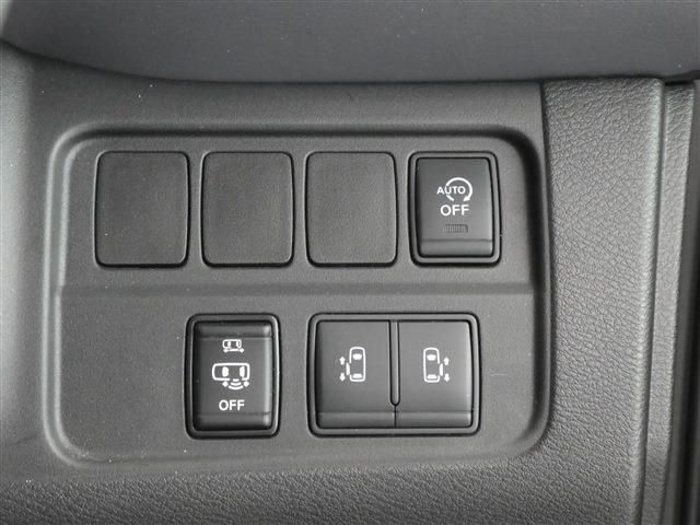 Nissan SERENA 2020-03 12191-28