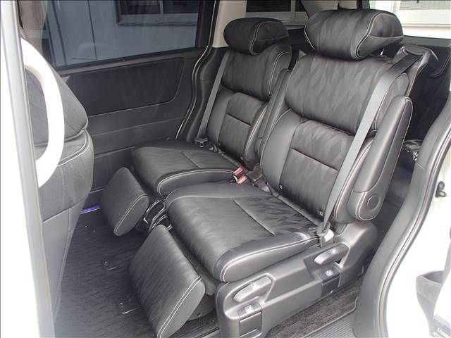 Honda ODYSSEY 2018-03 186184-12