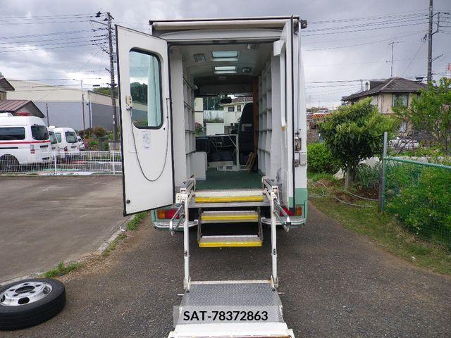 Toyota QUICK DELIVERY 2000-03 239648-5