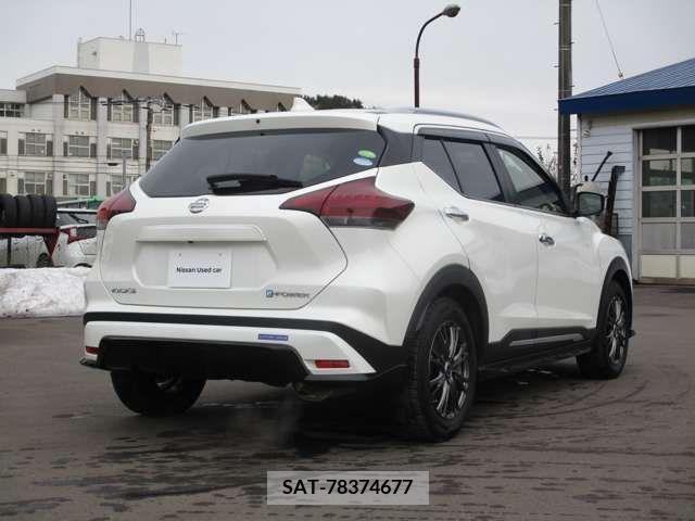 Nissan KICKS 2021-01 209406-3