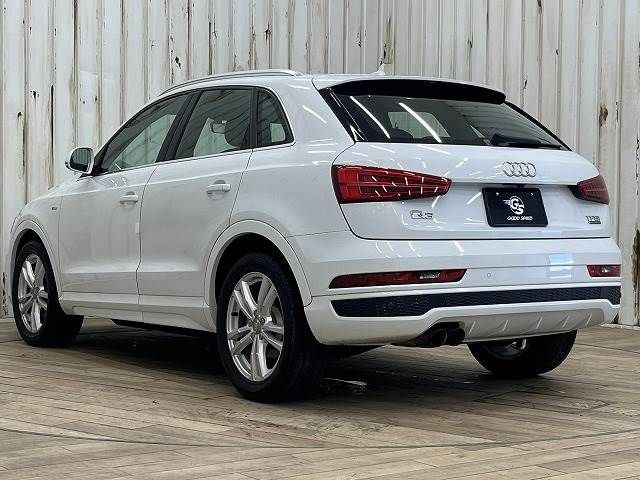 Audi Q3 2017-03 17519-16