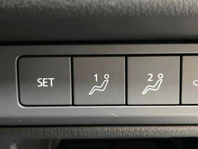 Mazda CX-30 2020-09 20630-5