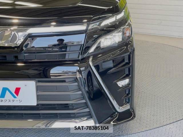 Toyota VOXY 2017-07 337113-13