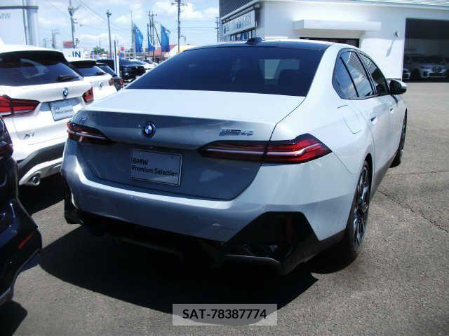 Bmw i5 2023-10 318983-2