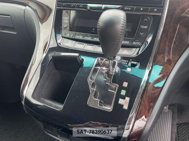 Toyota VELLFIRE 2012-01 288039-17