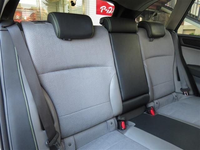 Subaru OUTBACK 2017-02 9650-12