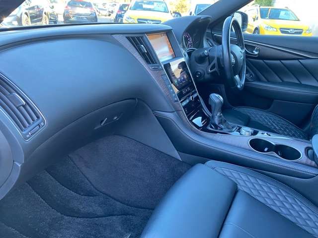 Nissan SKYLINE 2017-01 194079-3