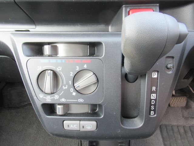 Daihatsu MIRA ES 2017-12 508-21
