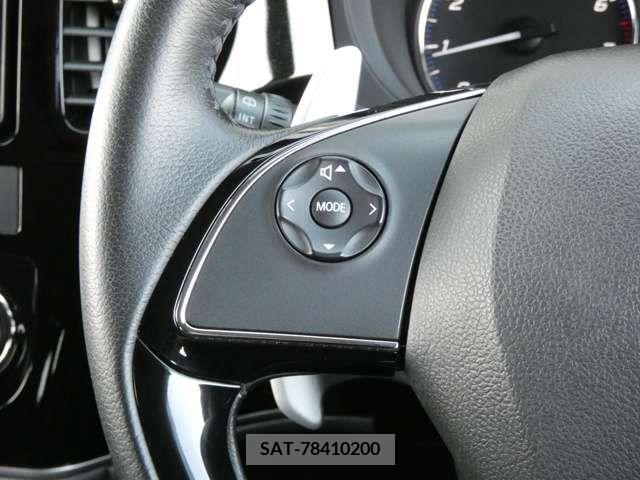 Mitsubishi OUTLANDER 2017-01 373209-15