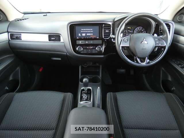 Mitsubishi OUTLANDER 2017-01 373209-4