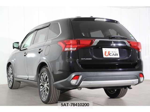 Mitsubishi OUTLANDER 2017-01 373209-19