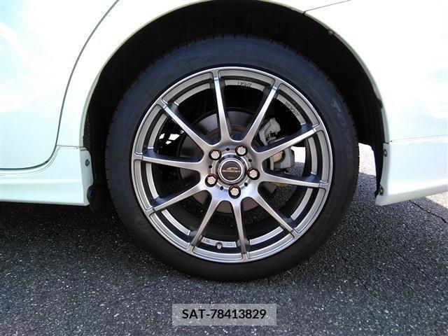 Toyota PRIUS ALPHA 2011-07 339741-10