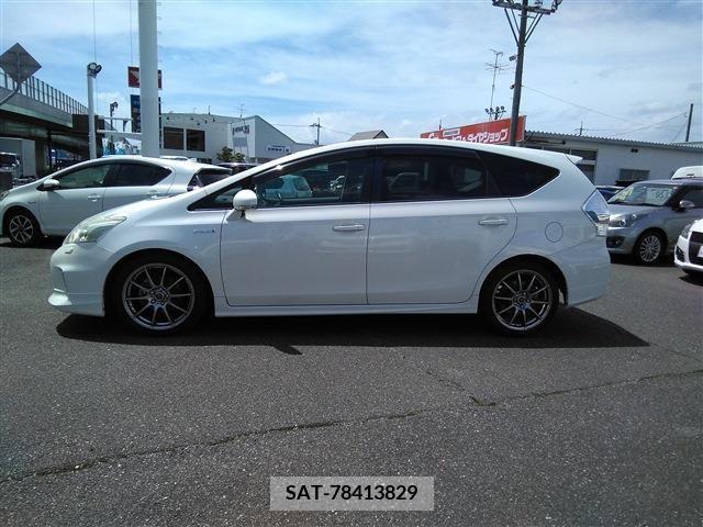 Toyota PRIUS ALPHA 2011-07 339741-8