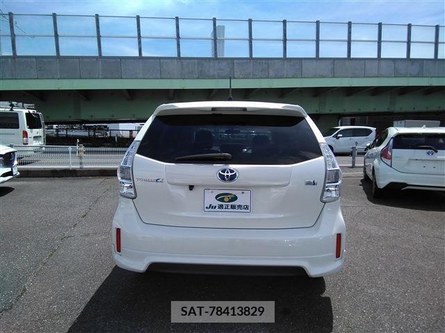Toyota PRIUS ALPHA 2011-07 339741-6