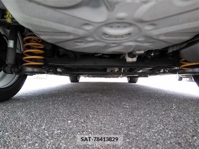Toyota PRIUS ALPHA 2011-07 339741-14