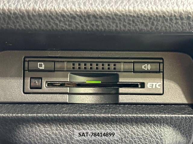 Toyota VOXY 2014-02 394990-7