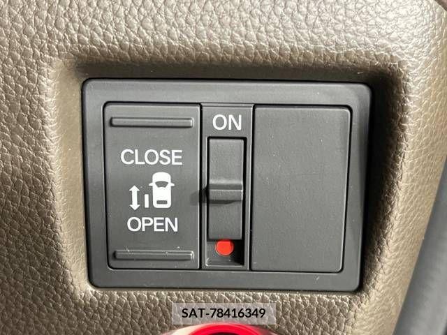 Honda N BOX 2021-03 209600-2