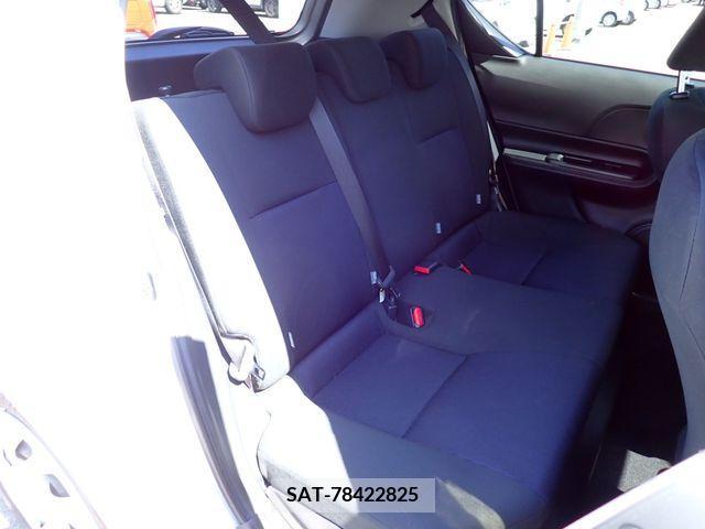 Toyota AQUA 2017-03 372784-17