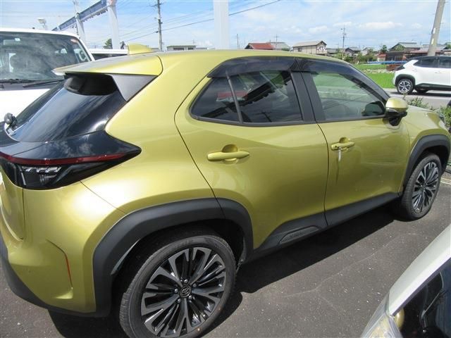 Toyota YARIS CROSS 2022-01 7987-8