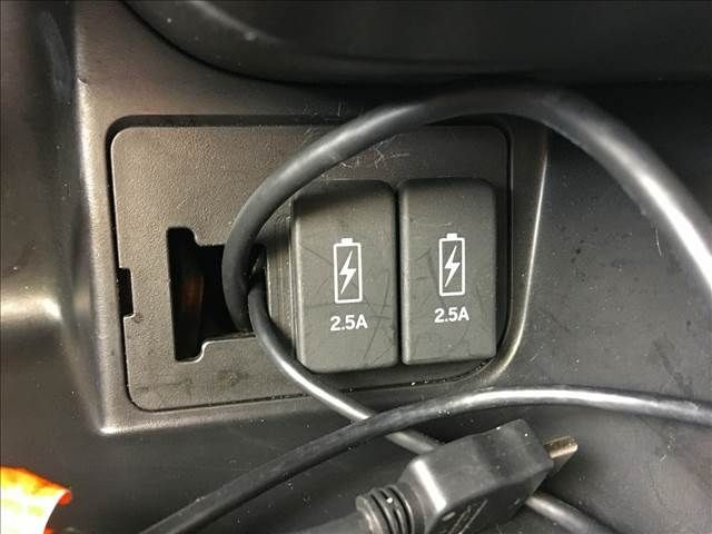 Honda N BOX CUSTOM 2018-03 8919-10