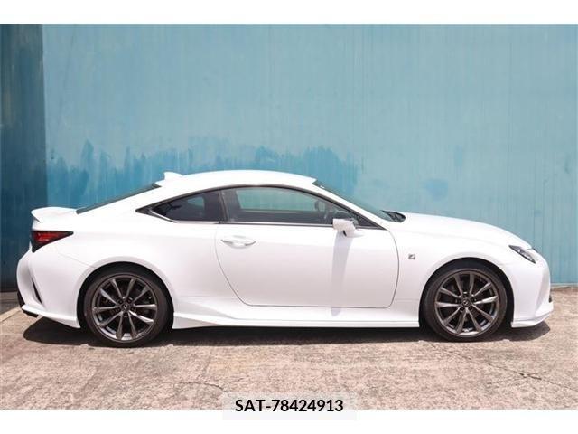 Lexus RC 2018-11 300060-3