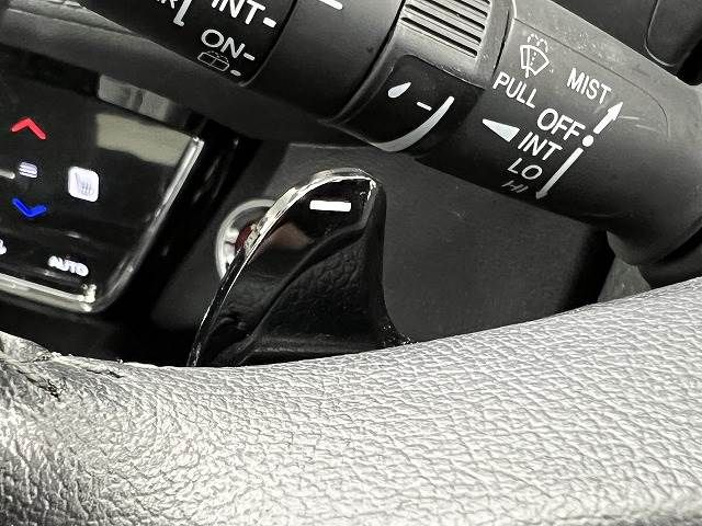 Honda VEZEL 2014-08 27182-7