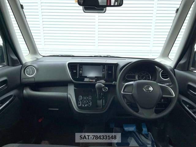 Nissan ROOX 2017-04 323820-1