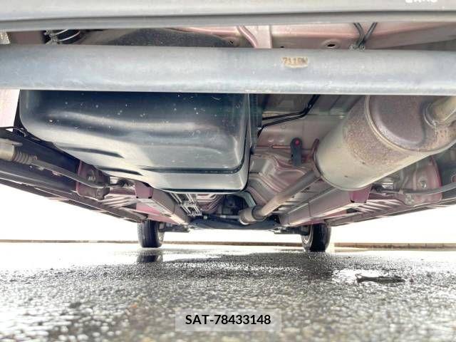 Nissan ROOX 2017-04 323820-18