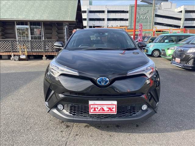 Toyota C-HR 2017-08 182190-16
