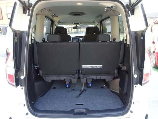 Nissan SERENA 2022-04 181250-8