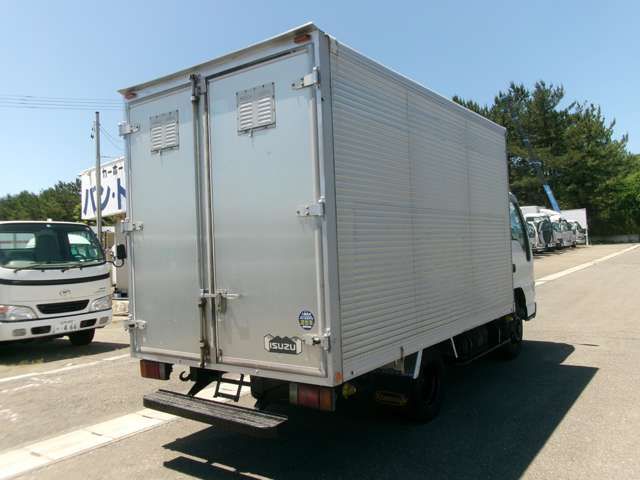 Isuzu ELF TRUCK 2004-02 6091-4