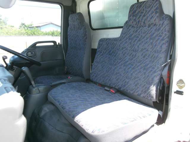 Isuzu ELF TRUCK 2004-02 6091-10