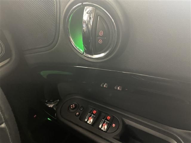 Bmw MINI 2019-04 6980-26