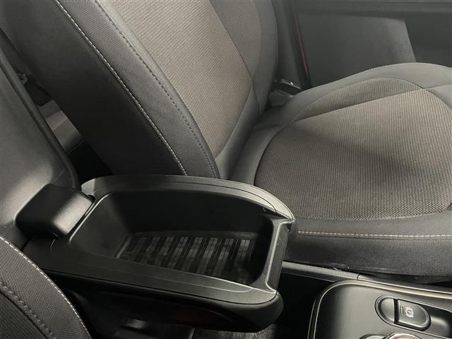 Bmw MINI 2019-04 6980-25