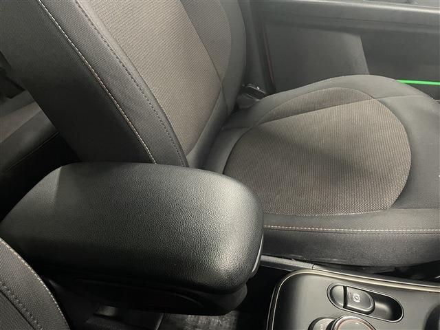 Bmw MINI 2019-04 6980-24