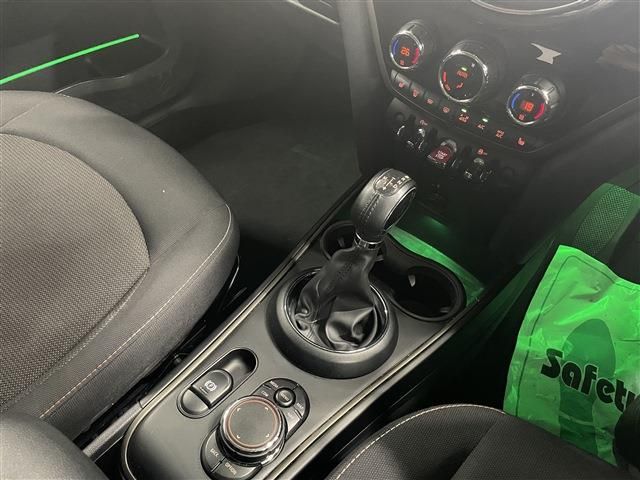 Bmw MINI 2019-04 6980-23