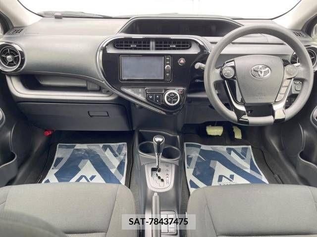 Toyota AQUA 2018-07 389356-1