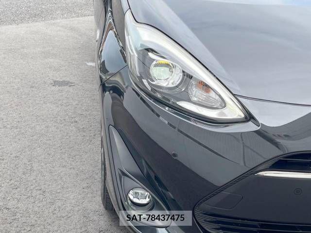 Toyota AQUA 2018-07 389356-16