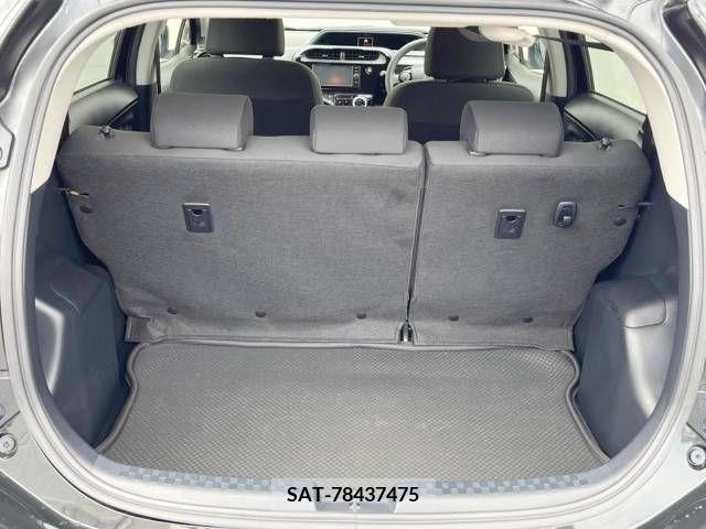 Toyota AQUA 2018-07 389356-10