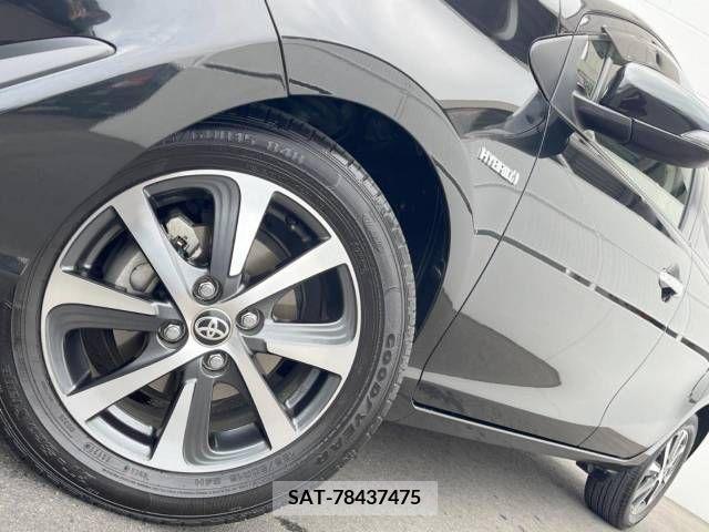Toyota AQUA 2018-07 389356-17