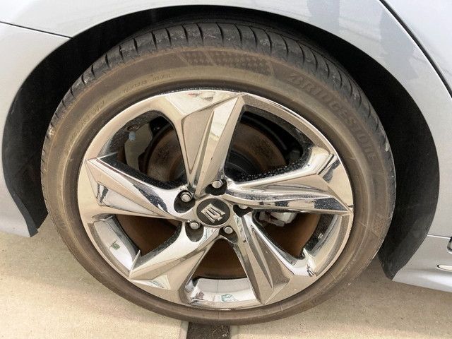 Toyota CROWN SEDAN 2018-09 10289-8