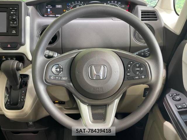 Honda N BOX 2018-03 278643-11