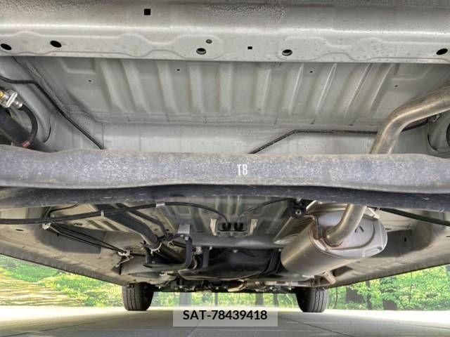 Honda N BOX 2018-03 278643-19