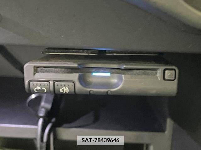 Nissan NOTE 2013-10 365460-4