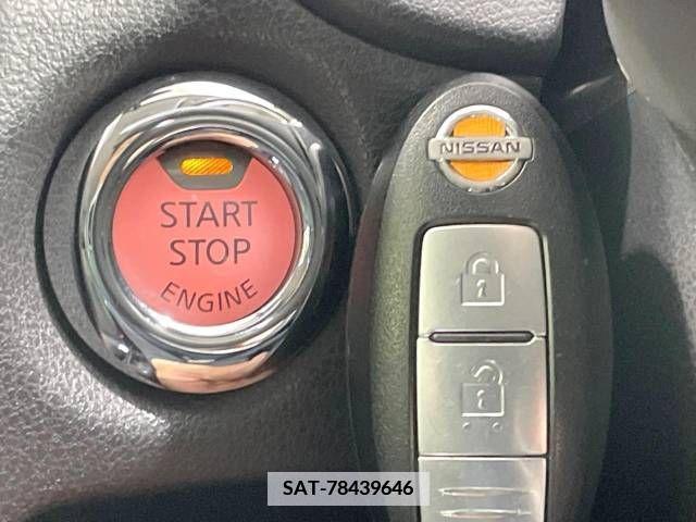 Nissan NOTE 2013-10 365460-6